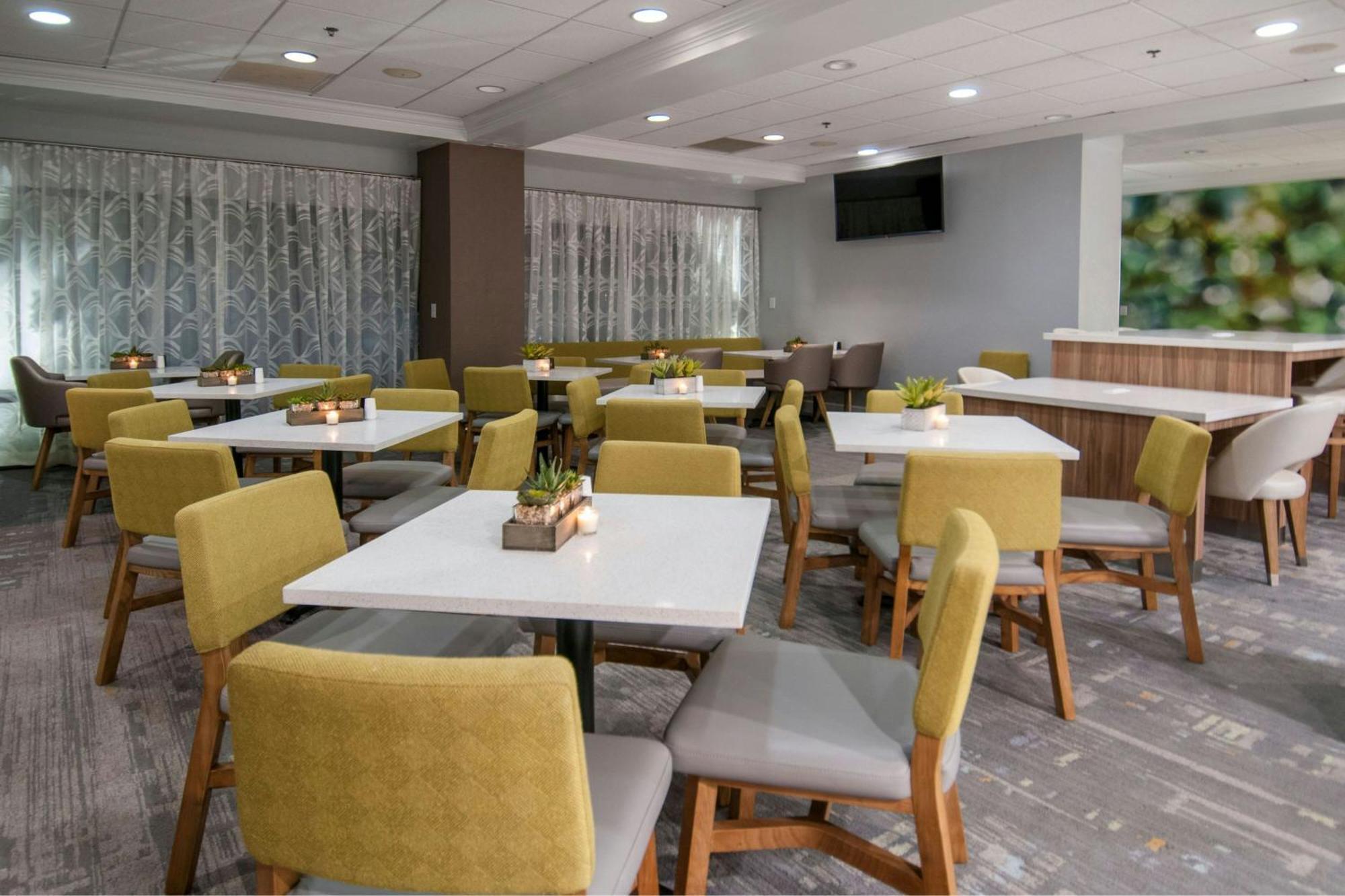 Four Points By Sheraton Alexandria Exterior foto